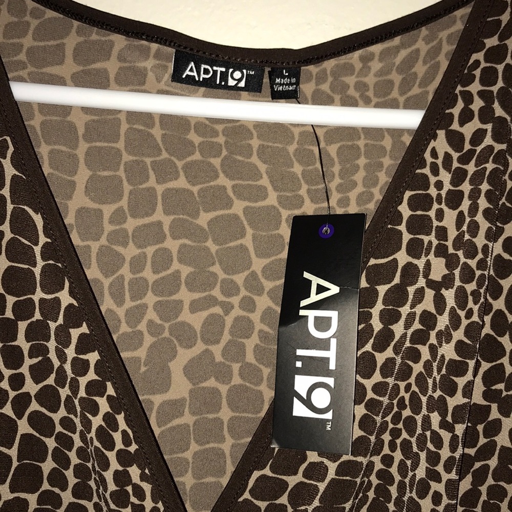 Tunic - Picture 2 of 5
